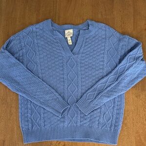 St. John’s Bay Blue Cable Knit Sweater Size M